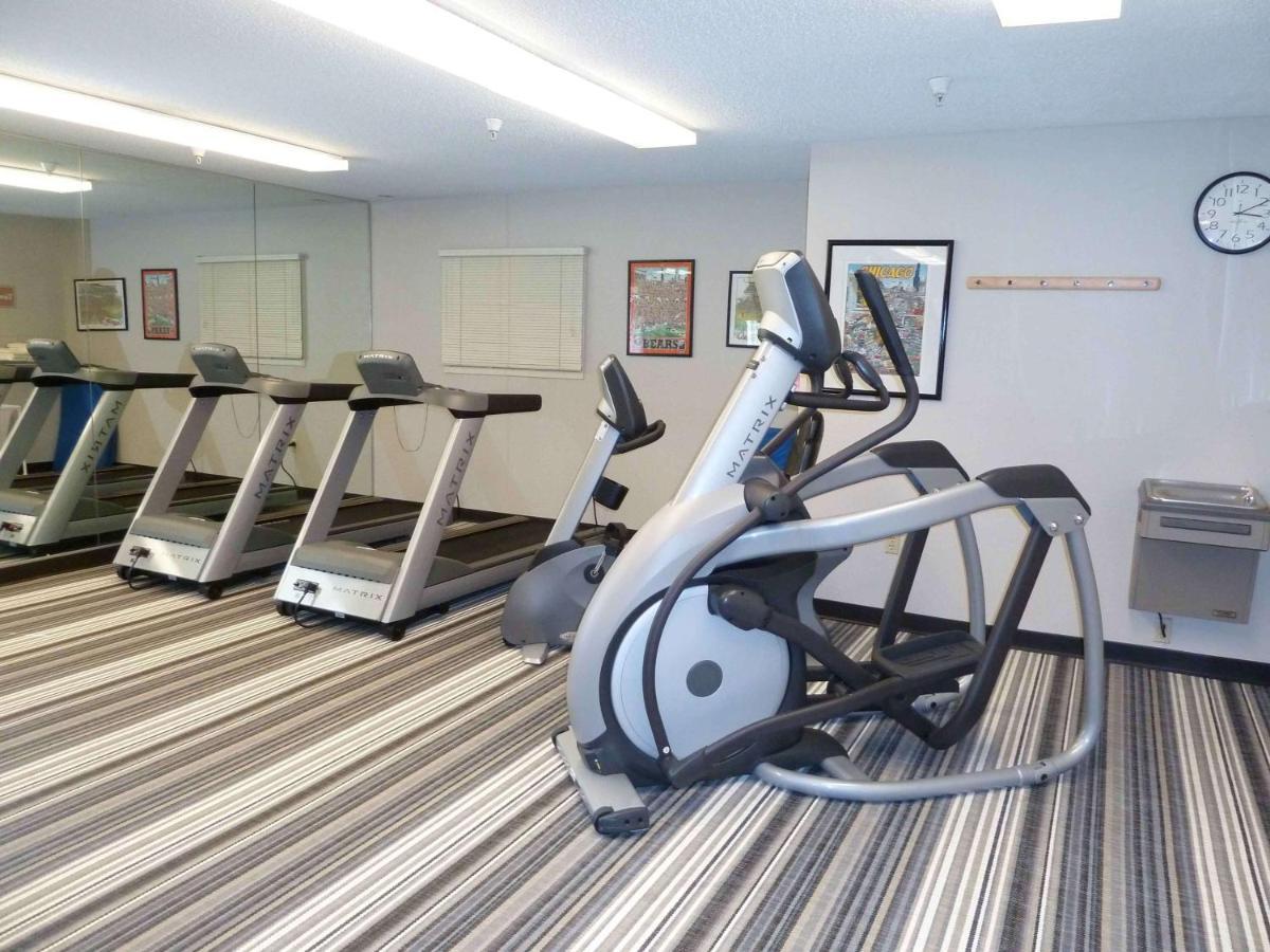 Sonesta Simply Suites Chicago Либертивилл Экстерьер фото