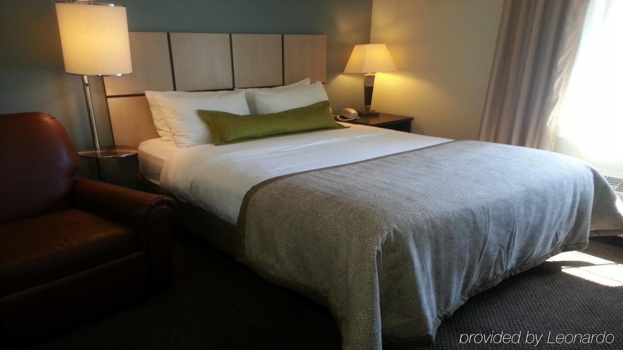 Sonesta Simply Suites Chicago Либертивилл Экстерьер фото